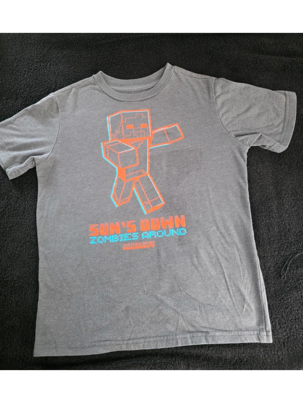 Minecraft boys gray zombie graphic t-shirt size 8